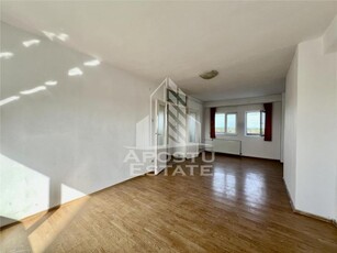 Apartament 2 camere, decomandat, centrala proprie, Simion Barnutiu