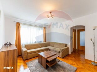 Str Stefan cel Mare - Gepex, Apartament 3 camere decomandat, etaj 1/4,