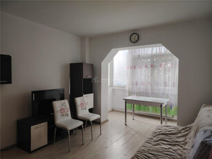 Apartament cu 3 camere