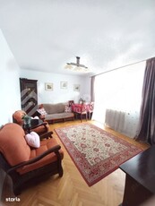 SE VINDE Apartament cu 4 camere (transformate in 3), in Mun. Falticeni