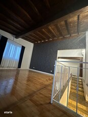 Apartament 3 camere, zona Terra, cu parcare inclusa