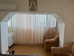 Apartament de inchiriat, Militari