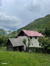 Casa de vacanta, cu 5 camere, 100 mp utili, Alba-Iulia