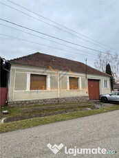 CASA PARTER LA DRUM PRINCIPAL IN GINTA, CU TEREN 1.161mp