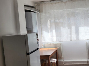 De inchiriat apartament 2 camere Lujerului