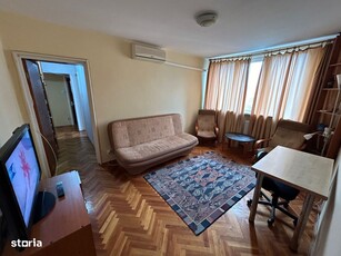 Ap.1 camerea, cu terasa15 mp,recent renovat,zona Mihai Viteazul