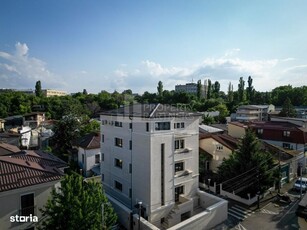 Vanzare apartament 4 camere, boxa si garaj propriu, in Ploiesti, zona