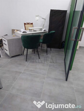 Spatiu Comercial - Salon - loc de parcare inclus