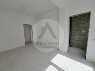 Vand apartament 2 camere Corina