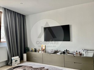 Vand apartament 2 camere Libertatii