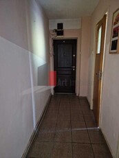 Vanzare apartament 3 camere Brancoveanu-Nitu Vasile