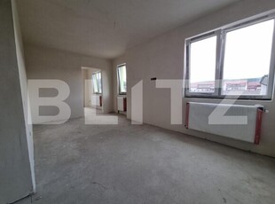 Apartament 2 camere, orientat S-E, etaj intermediar, ultracentral, zona Eroilor