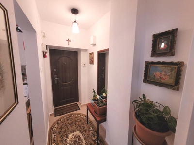 APARTAMENT 2 CAMERE ZONA CENTRUL CIVIC