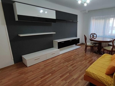 Apartament 2 camere,decomandat, etaj 1, Triaj, Brasov