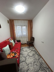 Apartament 3 camere Decomandat de vanzare. Pret 60.000