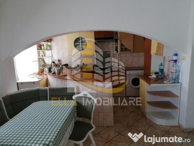 Apartament 3 camere in zona Primaverii