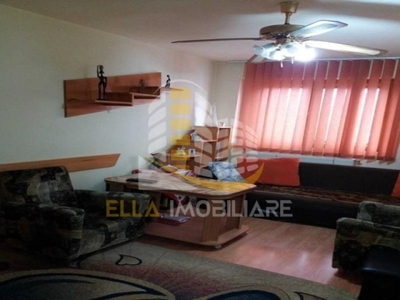 Apartament 3 camere Primaverii