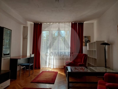 Apartament et.2 din 3 Strada Republicii zona Gradina Botanica Cluj