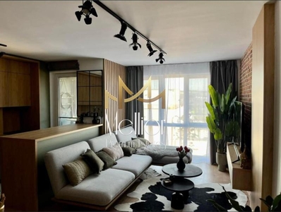 Apartament Ultralux de 2 camere, 55mp, balcon, garaj, zona Vivo