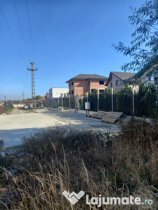 Oferta PF: teren intravilan Hlincea lângă grădinița noua 590mp