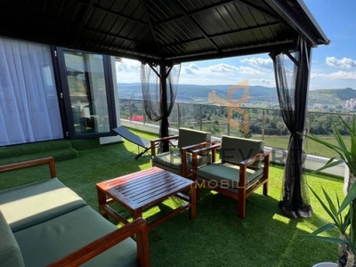 Penthouse cu terasa de 54,5 mp in Donath Park !