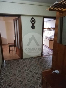 Vand apartament 3 camere Iorga