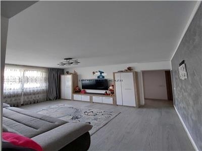 Vanzare Apartament 3 camere Semidecomandat Nitu Vasile