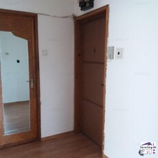 Apartament 2 camere, mobilat in zona centrala