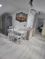 Apartament 3 camere, Podul de Piatra, 499 euro