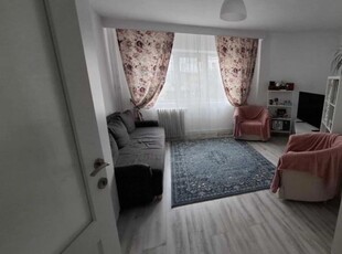 Apartament de vanzare, 3 camere, decomandat, 75 mp, Tatarasi, Metalurgie, Cod 157385