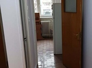 INCHIRIERE APARTAMENT 2 CAMERE DECOMANDAT ETAJ 1 NEMOBILAT/TENTANT (ID: TEN17405)