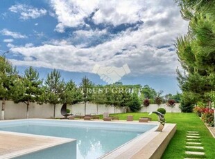 Resedinta ta de lux in Tunari | piscina | jacuzzi | sauna | Teren 1700mp