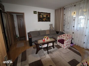 Vând apartament 2 camere în Hunedoara, zona Micro1-Parc Central, 47mp