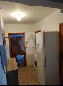 Apartament 2 camere decomandat 330 euro - Cetatii