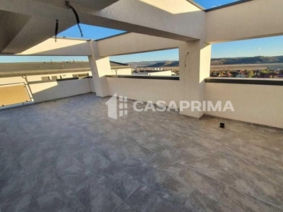 Apartament 3 camere, Penthouse 130mp Valea Lupului