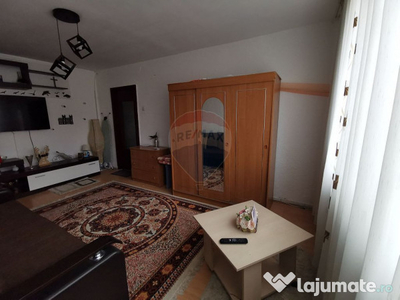 Apartament cu 2 camere de vânzare în zona Darmanesti