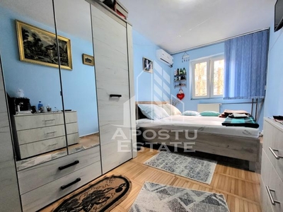 Apartament cu 3 camere, parter, zona Dacia