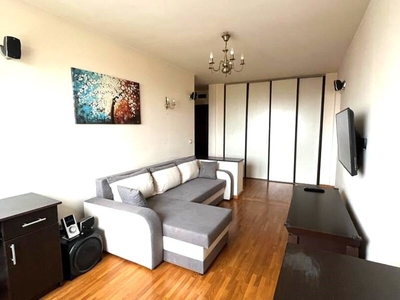 Inchiriere apartament 2 camere Titan metrou la 1 minut, magazinul Titan