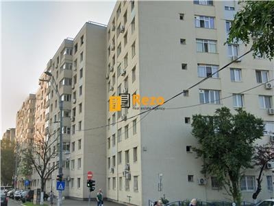 MALL SUN PLAZA | STRADAL | BLOC DIN 1980 | APARTAMENT 3 CAM DECOMANDAT