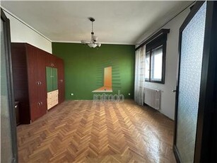 Apartament 2 camere, etajul 5/7, constructie 1968, zona Dacia