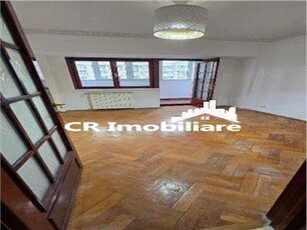 Apartament 3 camere Decebal