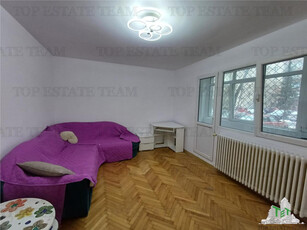 Apartament 3 camere decomandat Bucuresti langa parcul Titani