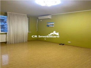 Apartament 3 camere Izvorul Muresului