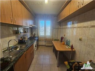 Apartament 4 camere centrala proprie metrou Gorjului