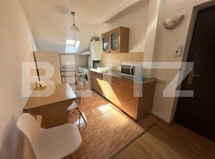 Exclusiv la Blitz! Apartament 2 camere, 52 mp, decomandate, garaj, zona Eliade