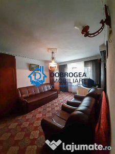 APARTAMENT 2 CAMERE DECOMANDAT, 52 MP.