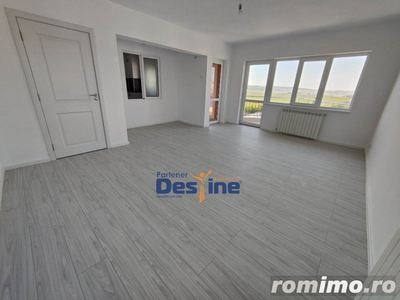 Apartament 3 camere 94 mp intermediar PANORAMIC 2 BAI 3 BALCOANE BOXĂ