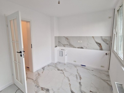 Apartament 3 camere Titan