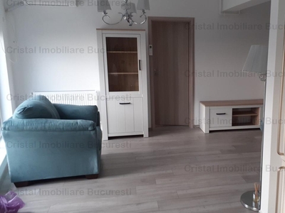 Apartament 3 camere zona Titan, amplasat intr-un complex, loc de parcare.