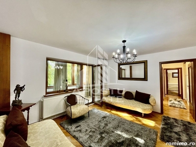 Apartament 4 camere, 470 euro, zona Romanilor